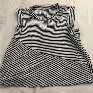 Striped Sleeveless Tank Top - Black & White